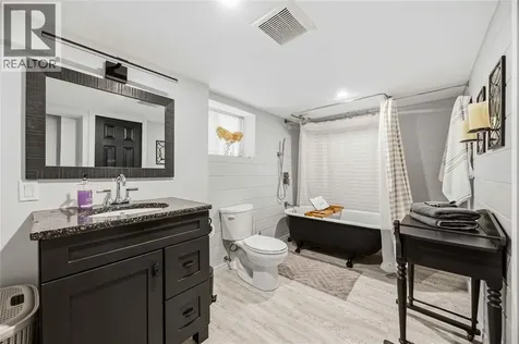 292 George Street Sarnia ON N7T 4P4