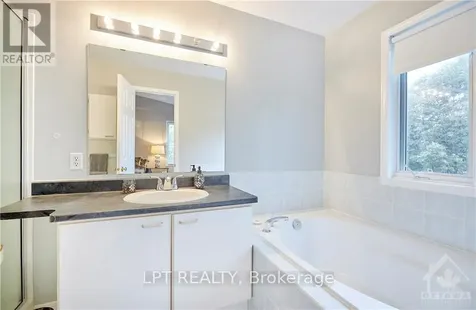 83 Corsica Private Ottawa ON K1G 5Y2