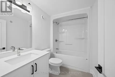 1098 Moore Street Brockville ON K6V 0H2