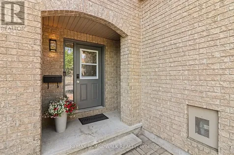 350 Rolling Meadow Crescent Ottawa ON K1W 0A7