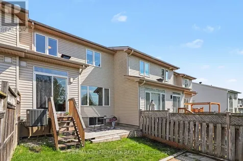 350 Rolling Meadow Crescent Ottawa ON K1W 0A7