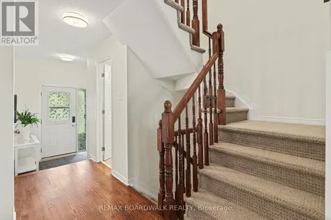 350 Rolling Meadow Crescent Ottawa ON K1W 0A7