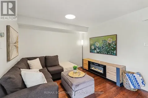 350 Rolling Meadow Crescent Ottawa ON K1W 0A7