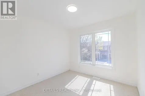 134 Tacom Circle Ottawa ON K2G 4R1