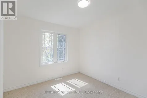 134 Tacom Circle Ottawa ON K2G 4R1