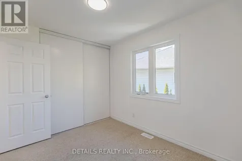 134 Tacom Circle Ottawa ON K2G 4R1