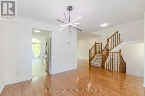 134 Tacom Circle Ottawa ON K2G 4R1