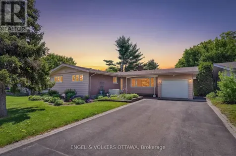 62 Wigan Drive Ottawa ON K2E 6L1