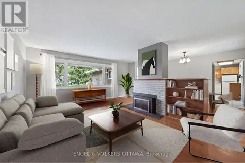 62 Wigan Drive Ottawa ON K2E 6L1