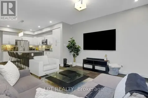 319 Glynn Avenue Ottawa ON K1K 1R9
