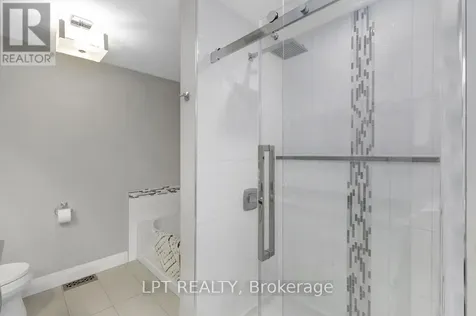 319 Glynn Avenue Ottawa ON K1K 1R9