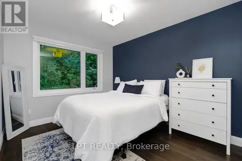 319 Glynn Avenue Ottawa ON K1K 1R9