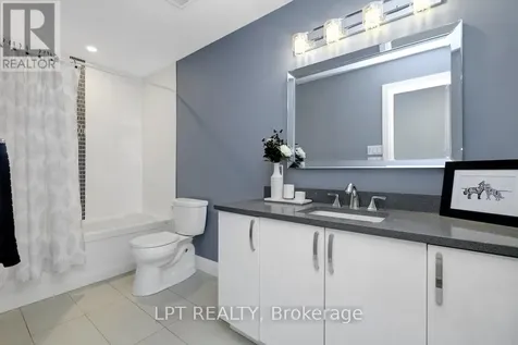 319 Glynn Avenue Ottawa ON K1K 1R9