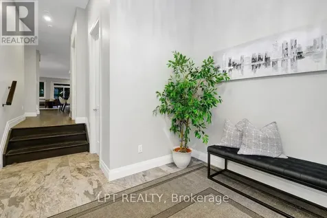 319 Glynn Avenue Ottawa ON K1K 1R9