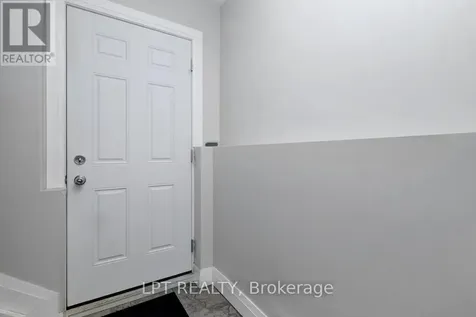 319 Glynn Avenue Ottawa ON K1K 1R9