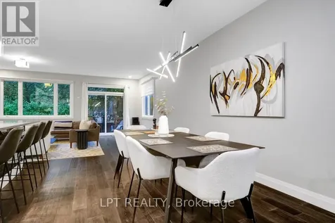 319 Glynn Avenue Ottawa ON K1K 1R9