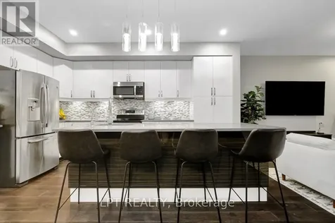 319 Glynn Avenue Ottawa ON K1K 1R9