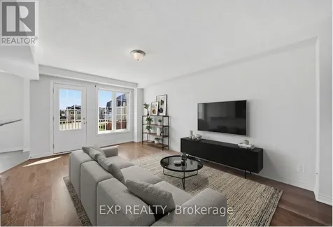 429 Rosingdale Street Ottawa ON K2M 0L8