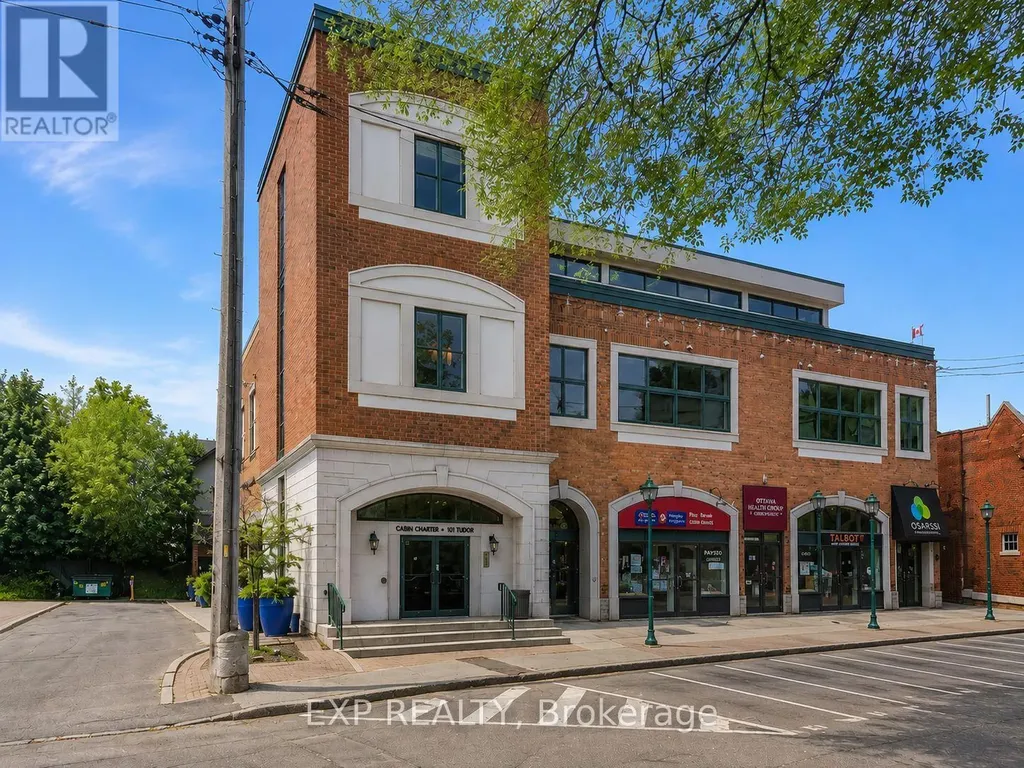 108 Third Avenue Ottawa ON K1S 2J8