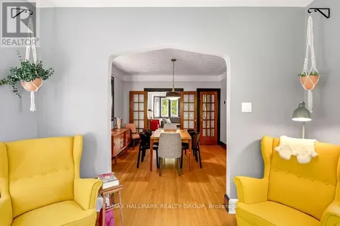 379 Hamilton Avenue South Ottawa ON K1Y 1C8