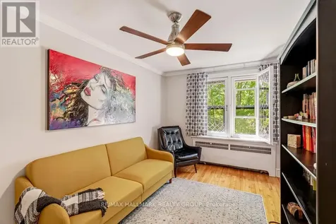 379 Hamilton Avenue South Ottawa ON K1Y 1C8