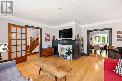379 Hamilton Avenue South Ottawa ON K1Y 1C8