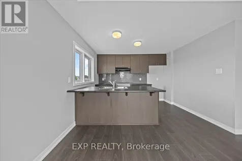 6537 Linseed Road Ottawa ON K2K 1K7