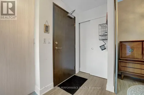 118 Holmwood Avenue Ottawa ON K1S 5J5