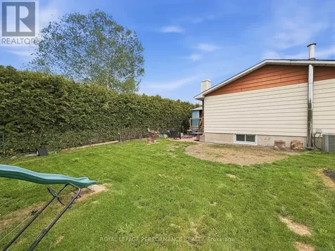 3071 Young Street Clarence-rockland ON K0A 2A0
