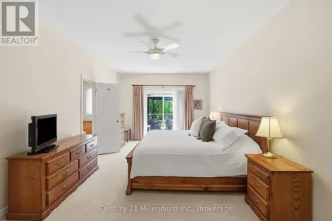 18 Thomas Drive Collingwood ON L9Y 0A6