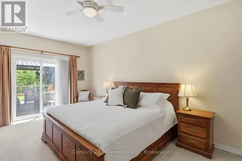 18 Thomas Drive Collingwood ON L9Y 0A6