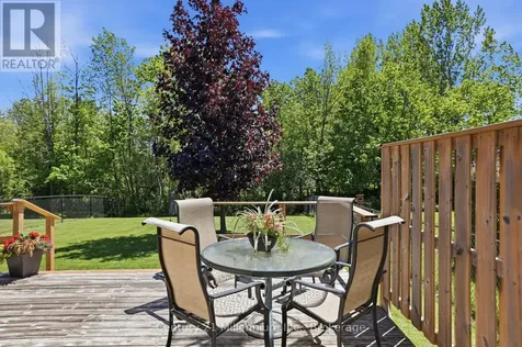 18 Thomas Drive Collingwood ON L9Y 0A6
