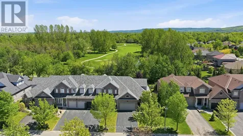 18 Thomas Drive Collingwood ON L9Y 0A6