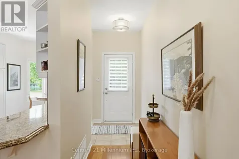 18 Thomas Drive Collingwood ON L9Y 0A6