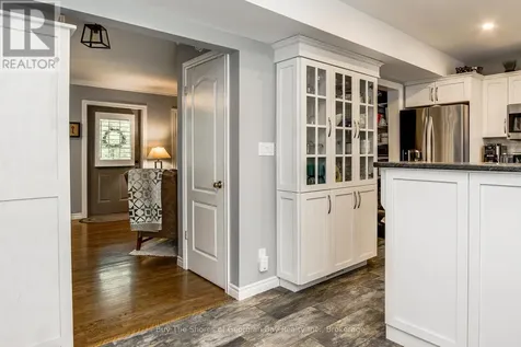 27 Don Street Penetanguishene ON L9M 1E5