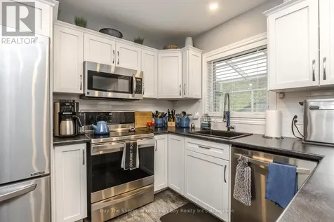 27 Don Street Penetanguishene ON L9M 1E5
