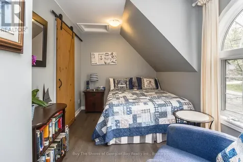 27 Don Street Penetanguishene ON L9M 1E5