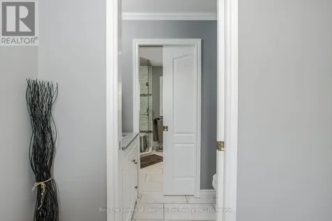 27 Don Street Penetanguishene ON L9M 1E5