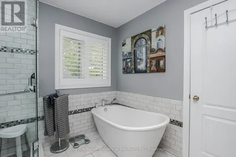 27 Don Street Penetanguishene ON L9M 1E5