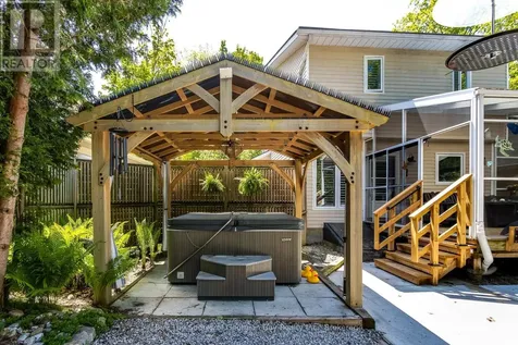 27 Don Street Penetanguishene ON L9M 1E5