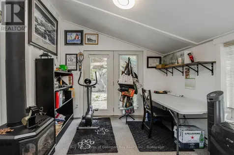 27 Don Street Penetanguishene ON L9M 1E5
