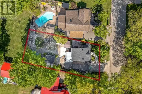 27 Don Street Penetanguishene ON L9M 1E5