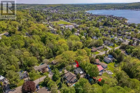 27 Don Street Penetanguishene ON L9M 1E5