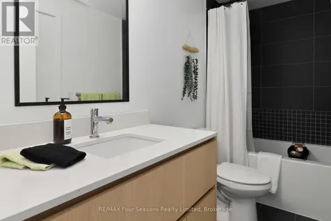 31 Huron Street Collingwood ON L9Y 5T7