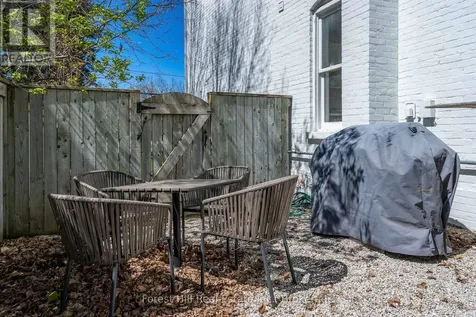 114 Ontario Street Collingwood ON L9Y 1M3
