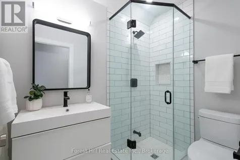 114 Ontario Street Collingwood ON L9Y 1M3