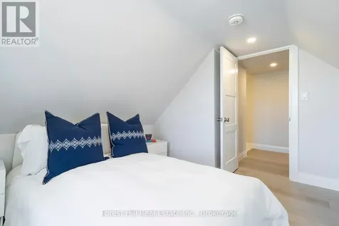 114 Ontario Street Collingwood ON L9Y 1M3