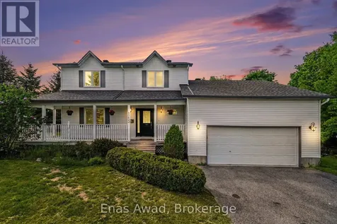 1253 Collier Crescent Ottawa ON K4P 1C1