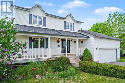 1253 Collier Crescent Ottawa ON K4P 1C1