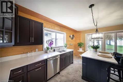 709 Nelson Street West Port Dover ON N0A 1N2